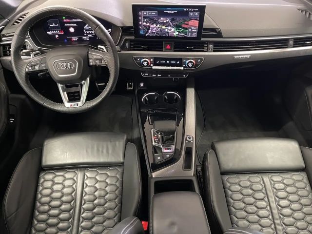 Audi RS4 Avant Competition