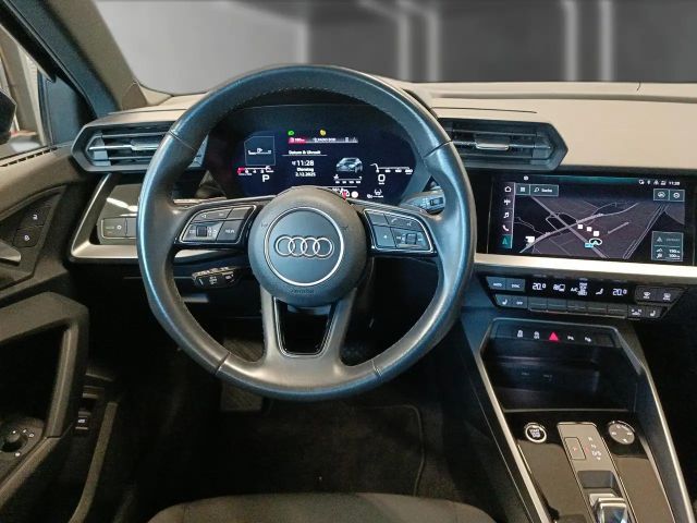 Audi A3 30 TFSI S-Tronic Sedan