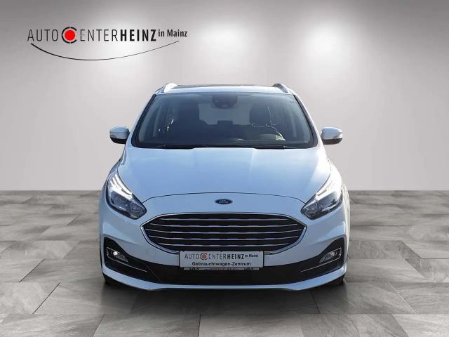 Ford S-Max Hybrid Edition