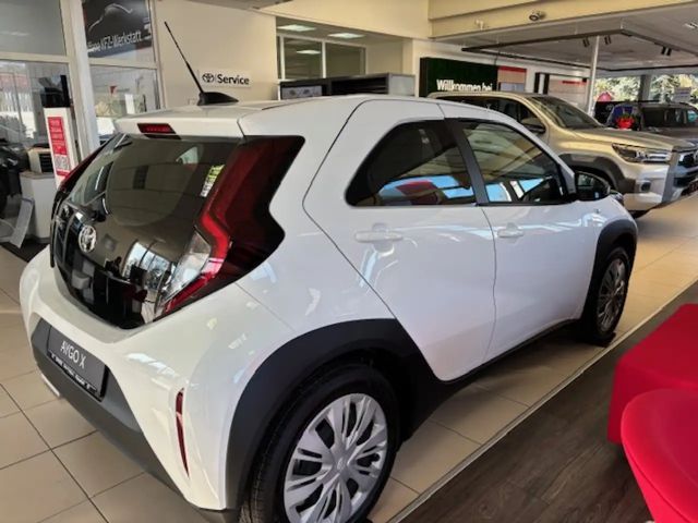 Toyota Aygo X Hatchback Play X-play
