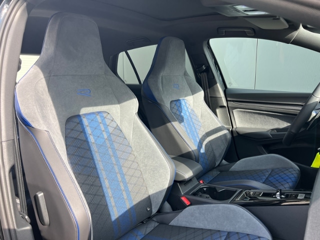 Volkswagen Golf 2.0 TSI 4Motion DSG Style