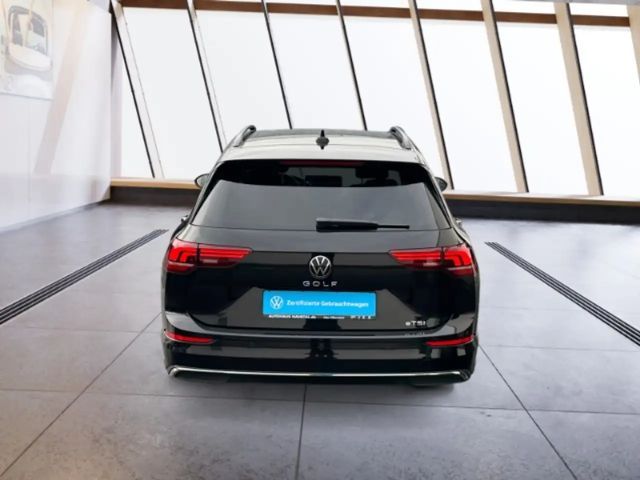 Volkswagen Golf 1.5 eTSI DSG Variant