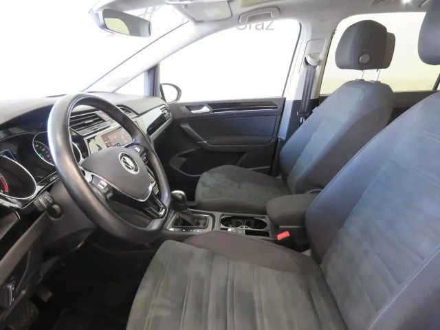 Volkswagen Touran DSG