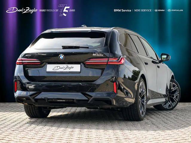 BMW 540 540d M-Sport Touring xDrive