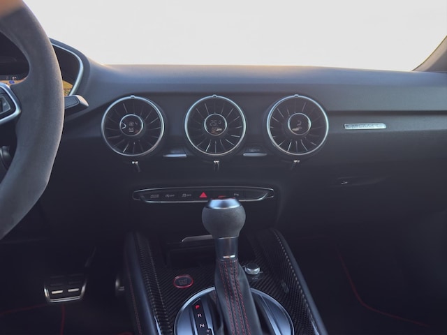 Audi TTS Quattro Roadster S-Tronic