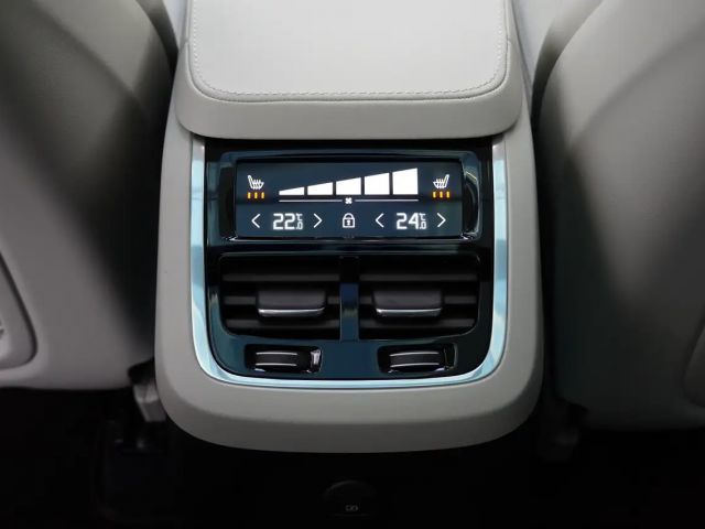 Volvo XC90 AWD Dark T8 Ultra