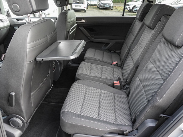 Volkswagen Touran 1.5 TSI DSG