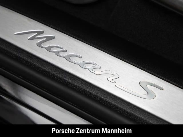 Porsche Macan S