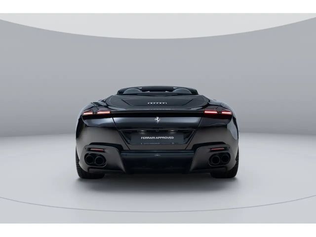 Ferrari Roma Spider