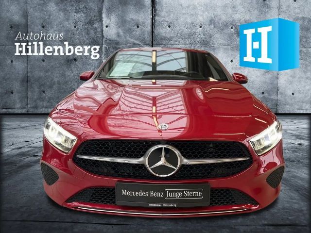 Mercedes-Benz A 200 Progressive;MBUX; Winter-Paket