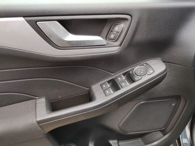 Ford Kuga Cool & Connect