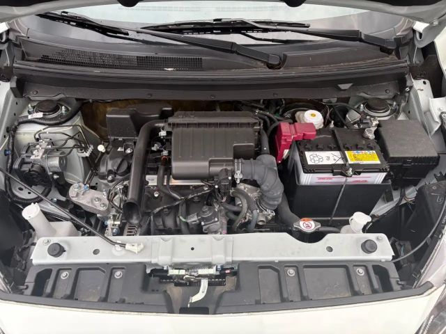 Mitsubishi Space Star Star