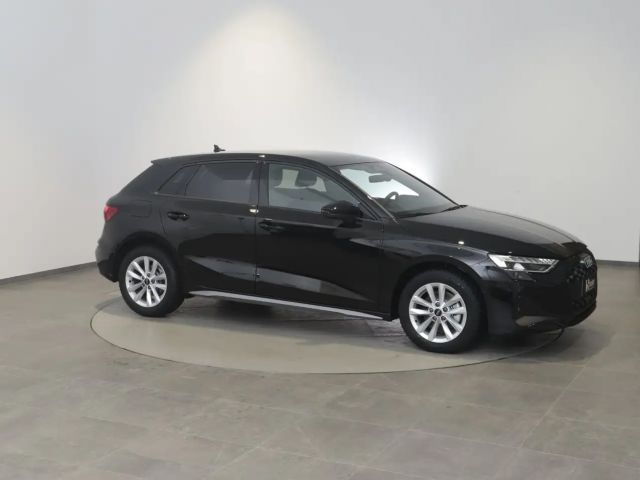 Audi A3 30 TFSI Sedan