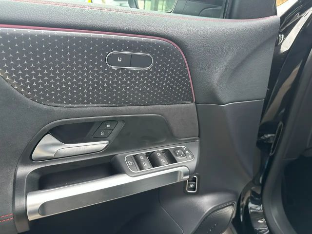 Mercedes-Benz EQB 300 4MATIC AMG Line