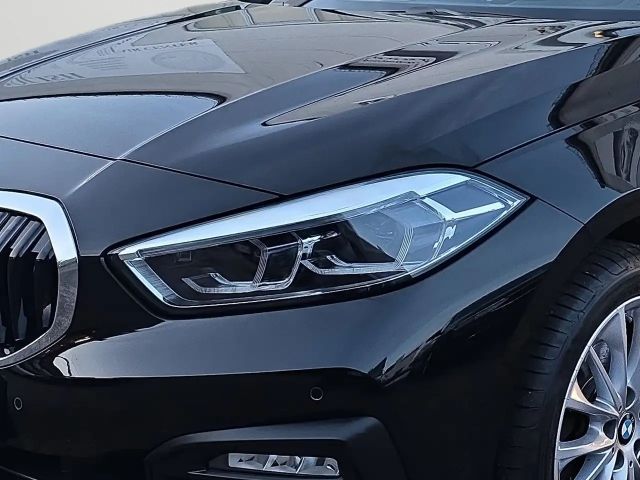BMW 118 118d Advantage pakket Sedan