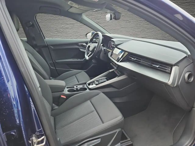 Audi A3 35 TFSI S-Line Sedan Sportback