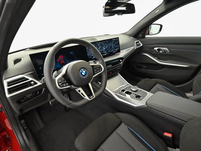 BMW 330 330e xDrive