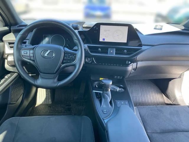 Lexus UX 250h Style Edition