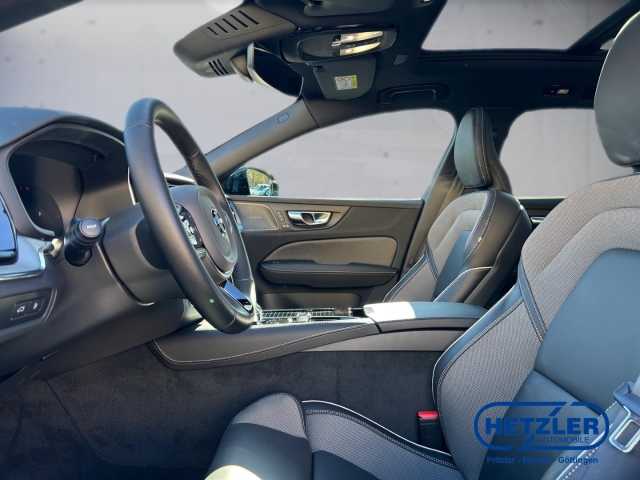 Volvo V60 AWD Dark Hybrid Plus T8