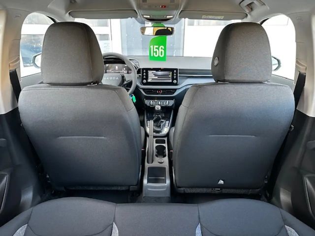 Skoda Fabia Essence PDC;CARPLAY;FSE;LED