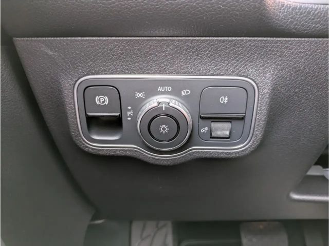 Mercedes-Benz GLB 200 Progressive