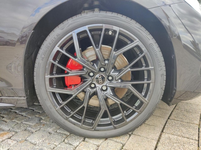 Audi A6 Avant Quattro S-Tronic