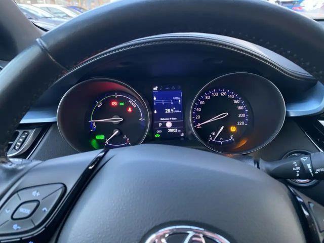 Toyota C-HR Hybride Team D