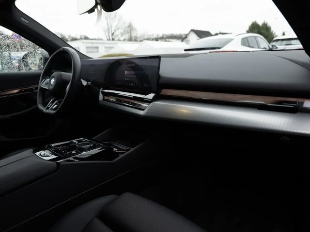 BMW 550 M-Sport Touring xDrive