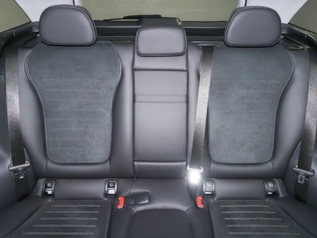 Mercedes-Benz GLC 300 4MATIC AMG Line GLC 300 d