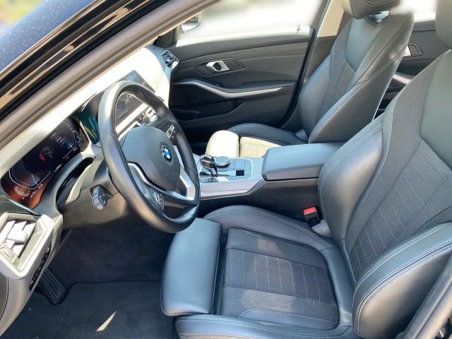 BMW 320 320e Touring xDrive