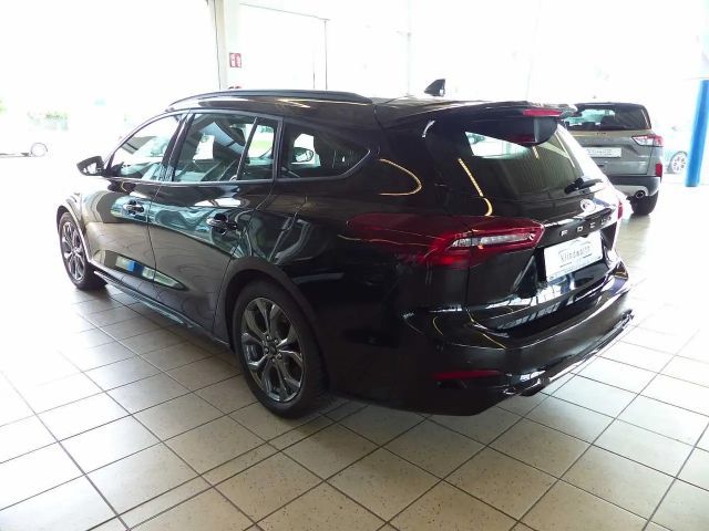 Ford Focus EcoBoost ST Line Wagon