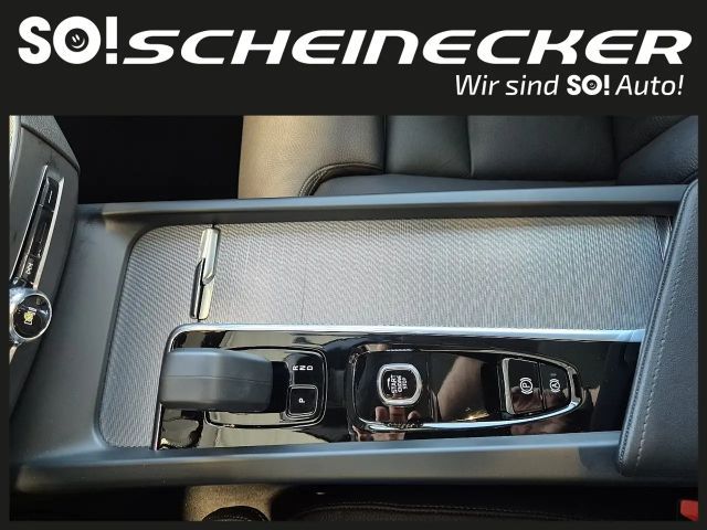 Volvo XC60 AWD Dark Plus T6