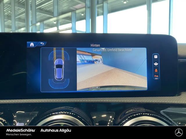 Mercedes-Benz A 35 AMG 4MATIC AMG Line