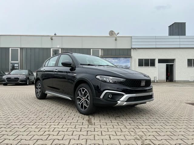 Fiat Tipo Cross