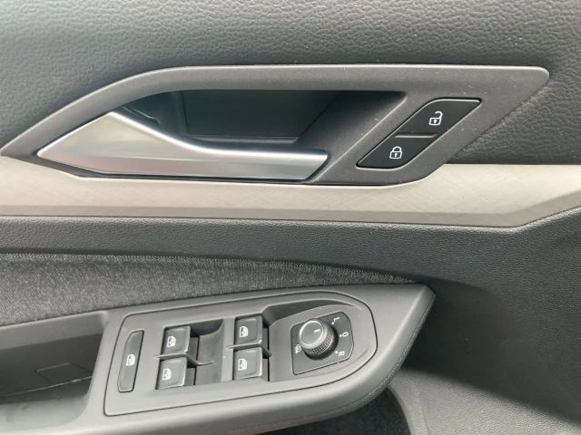 Volkswagen Golf 2.0 TDI DSG Life Variant