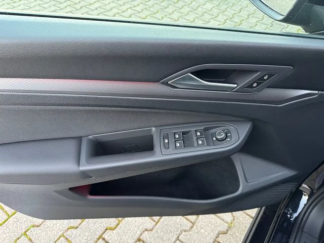 Volkswagen Golf 2.0 TDI DSG Golf VIII