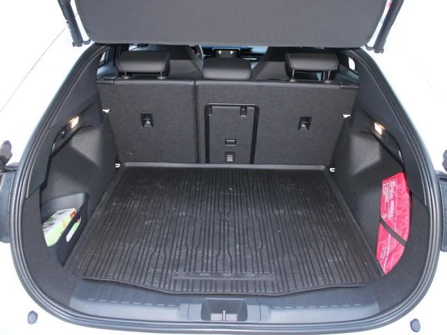 Ford Capri Premium RWD