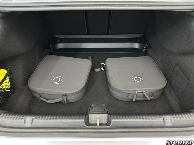 Mercedes-Benz EQE 300 Electric Art Sedan