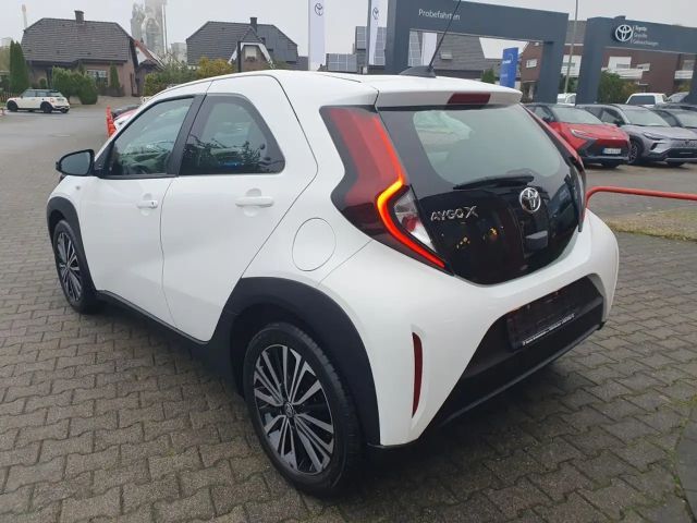 Toyota Aygo X Hatchback Play X-play