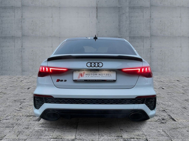 Audi RS3 Quattro S-Tronic Sedan