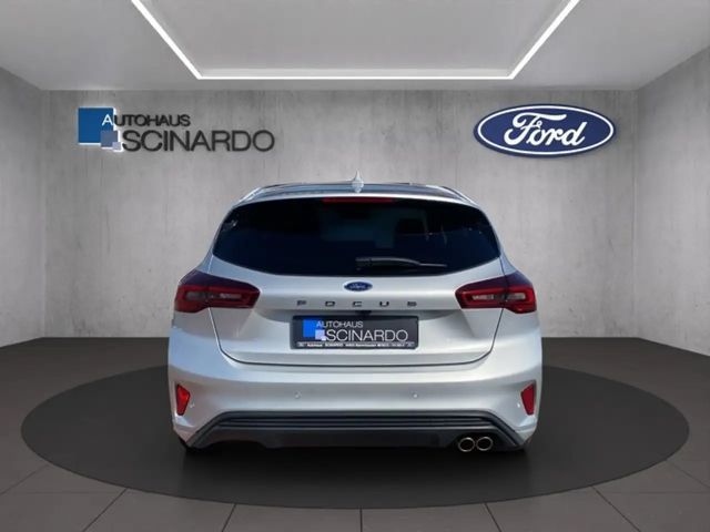 Ford Focus EcoBoost ST Line