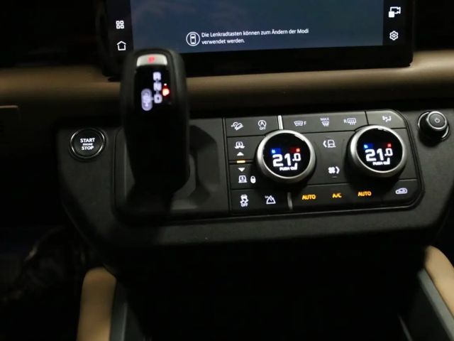 Land Rover Defender 110 D300 Dynamic HSE