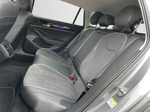 Volkswagen Passat 1.5 TSI Business DSG Variant