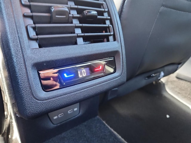 Volkswagen Golf DSG R-Line Style