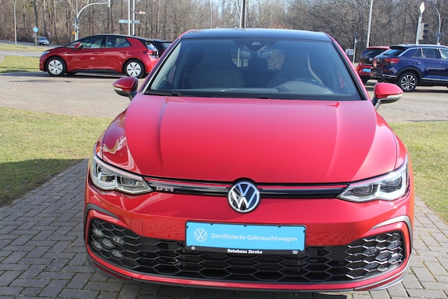 Volkswagen Golf 2.0 TSI DSG Golf VIII