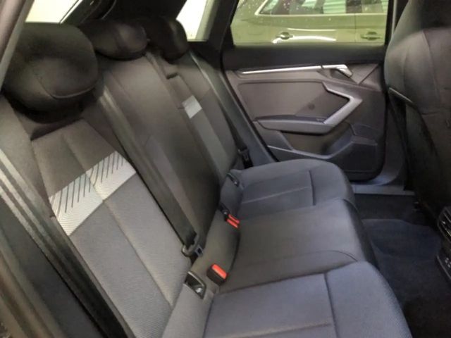 Audi A3 35 TFSI S-Tronic Sedan Sportback