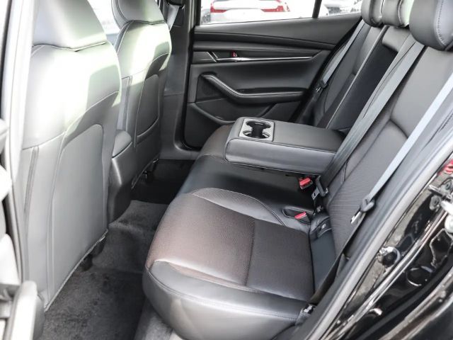 Mazda 3 SkyActiv Takumi e-Skyactiv