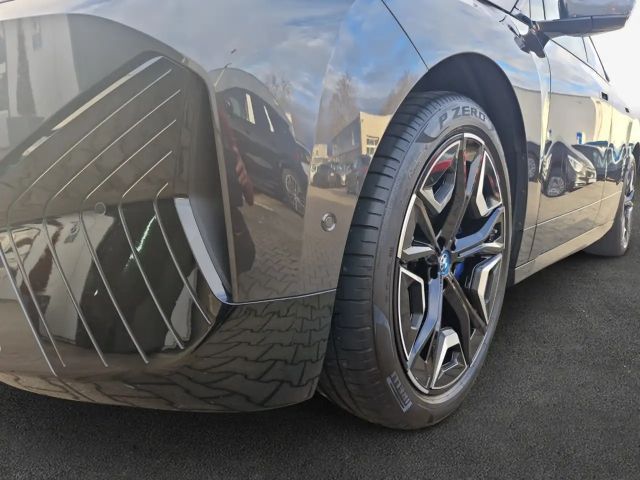 BMW iX xDrive40