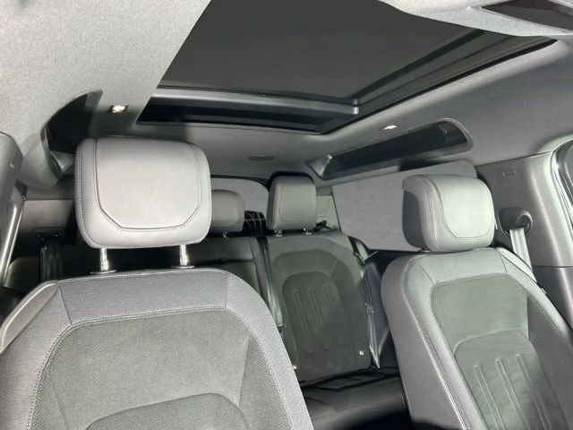 Land Rover Defender 90