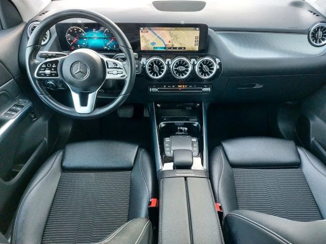 Mercedes-Benz GLA 200 Autom. LED AHK Widescreen